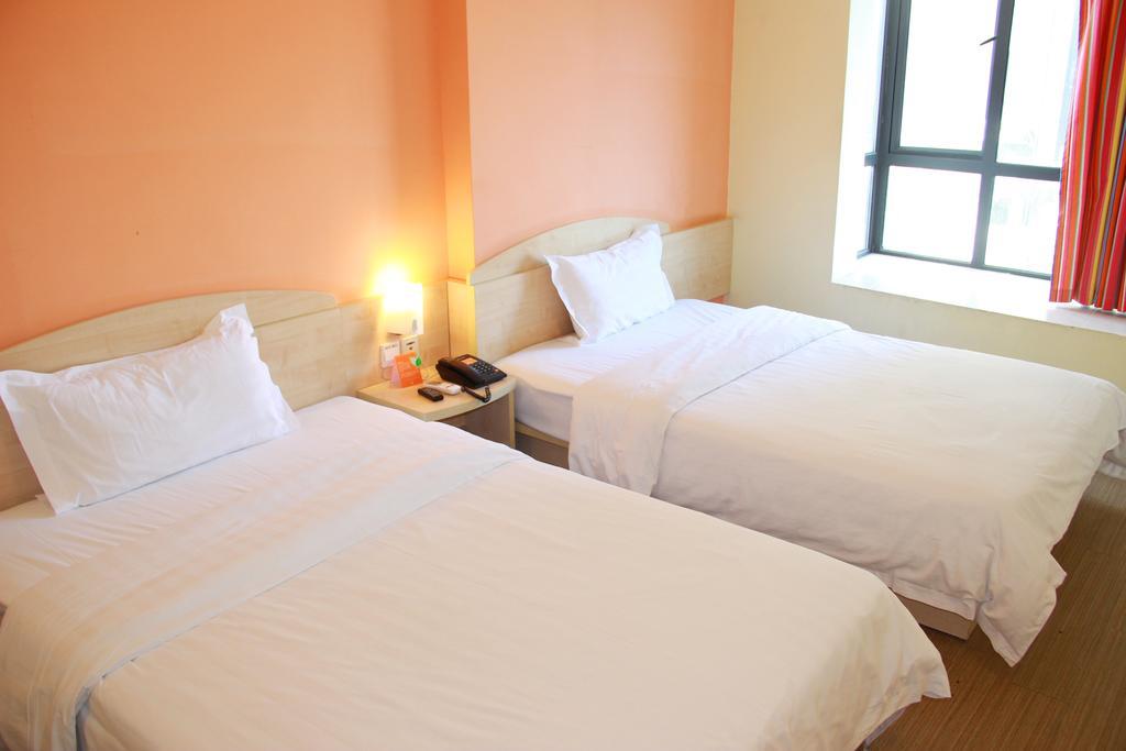 7Days Inn Guangzhou Zhongda North Gate Square חדר תמונה
